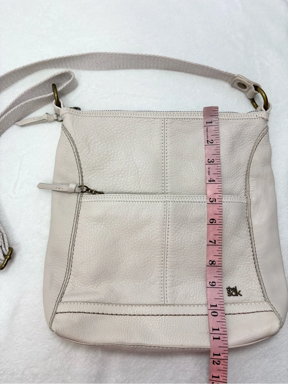 The Sak Cream Leather Crossbody Shoulder Bag